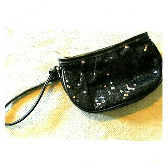 Sephora Handbags - NWOT Sephora black wrislet clutch purse sequins Sephora Handbags - NWOT Sephora black wrislet clutch purse sequins