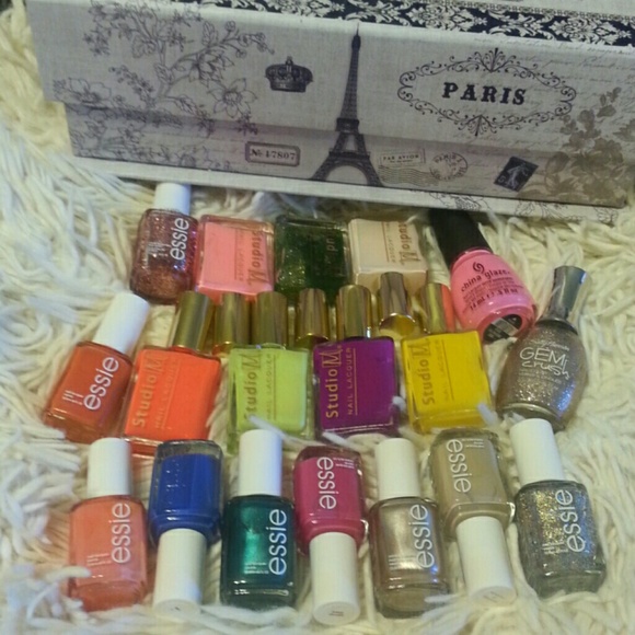 NEW 18 nail polishes collection with box