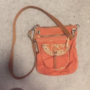 Fossil purse
