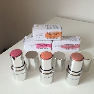 & Other Stories Face Tints