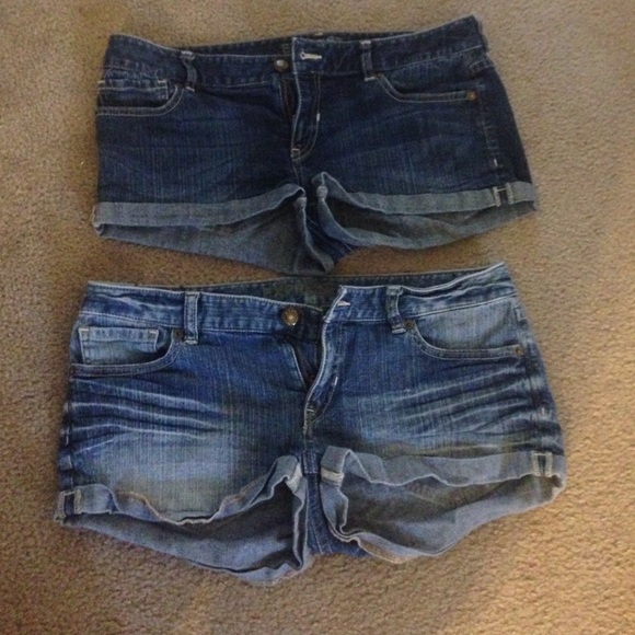 2 Express shorts size 10 great condition!