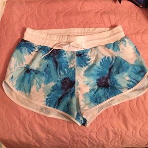 Fabletics Suva run short II