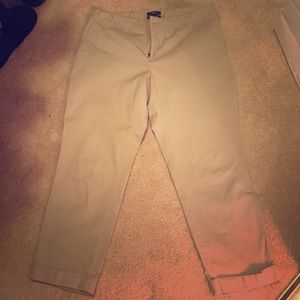 Khaki gap crops
