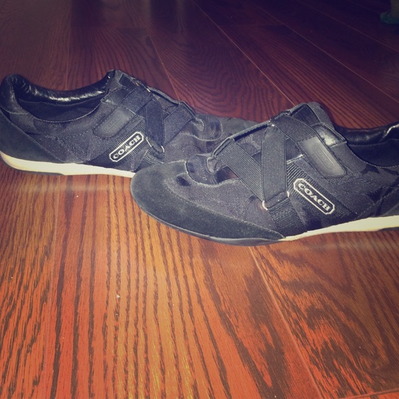 Coach Jenny Criss Cross Velcro Sneakers