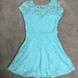 Light blue lace sweetheart dress 👗