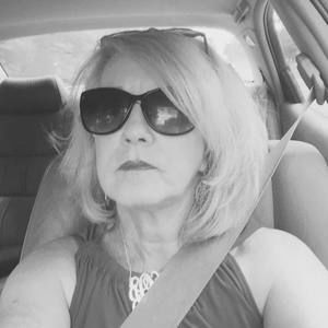 Meet your Posher, Joann