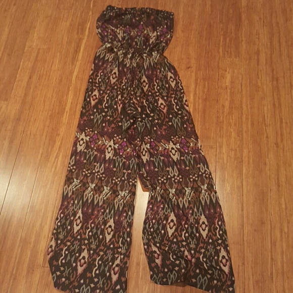 Aztec jumpsuit - Picture 1 of 2