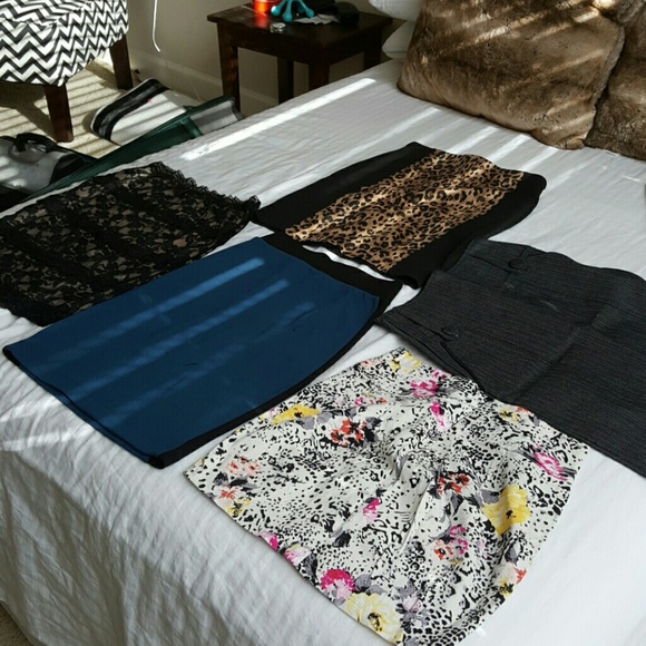 Lot of 5 skirts. Forever 21