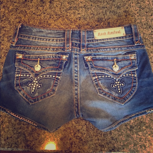 Rock Revival shorts 💜