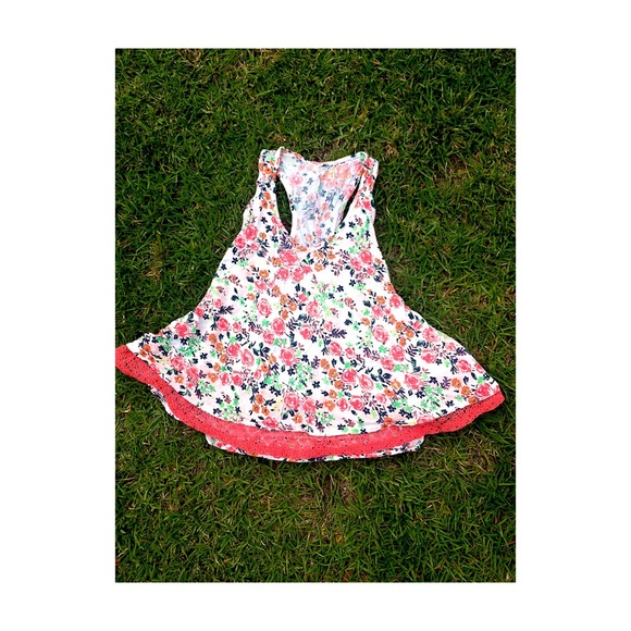 Floral Swing Tank