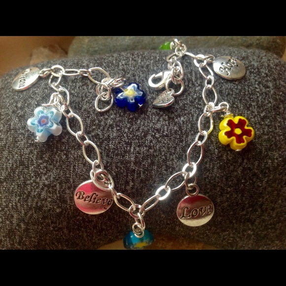 💜🤗Love, Hope, Dream & Believe Bracelet  💜😘 - Picture 3 of 4