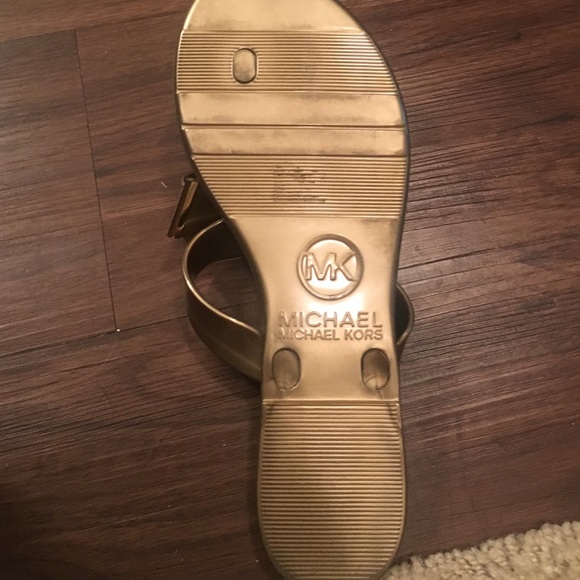 Gold Michael Kors Kayden Bow Sandals - Picture 3 of 3