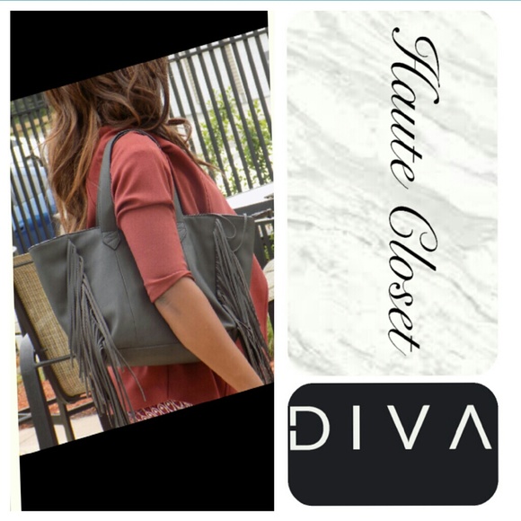 Fringe Tote - Picture 3 of 4