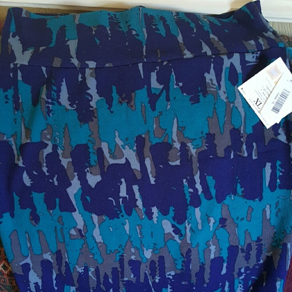 Lularoe Cassie skirt