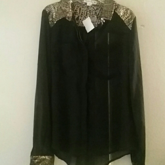 Sheer button down long sleeve blouse - Picture 2 of 2