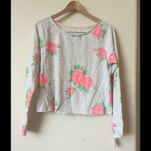 Rose print grey sweater