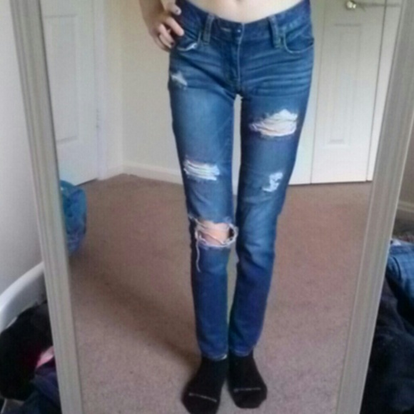 Destroyed AEO jeggings