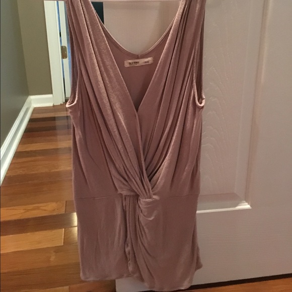 Tank top - Picture 1 of 2