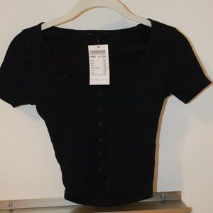 ~NEVER WORN~ BRANDY MELVILLE tee