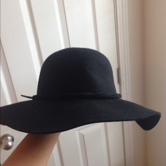 Floppy Wool Hat - Picture 2 of 4