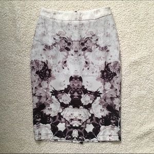 ⛔️ SOLD | Mirrored Floral Pencil Skirt