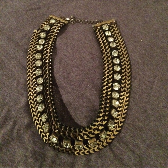 Gold/black necklace