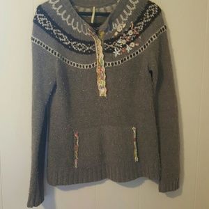 Free People comfortable and adorable sweater!