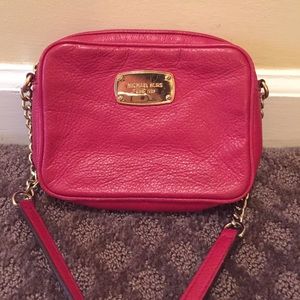 Michael Kors Jet Set Travel Crossbody Red