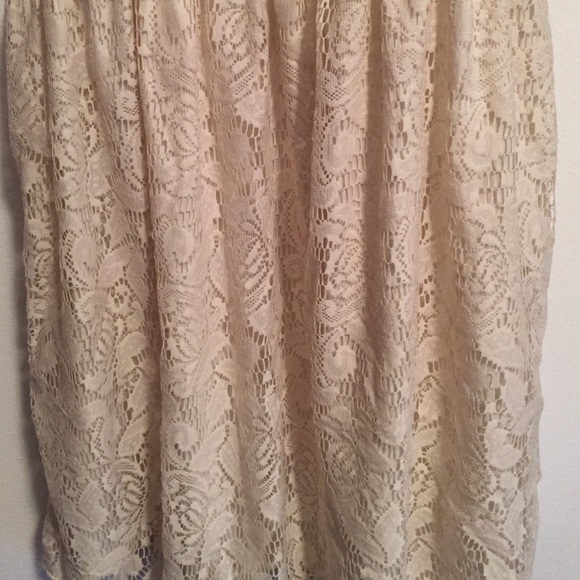 White/cream lace dress - Picture 3 of 4