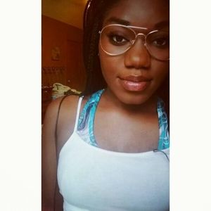 Meet your Posher, Kendrah