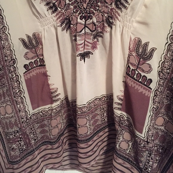 Aztec shirt - Picture 3 of 3