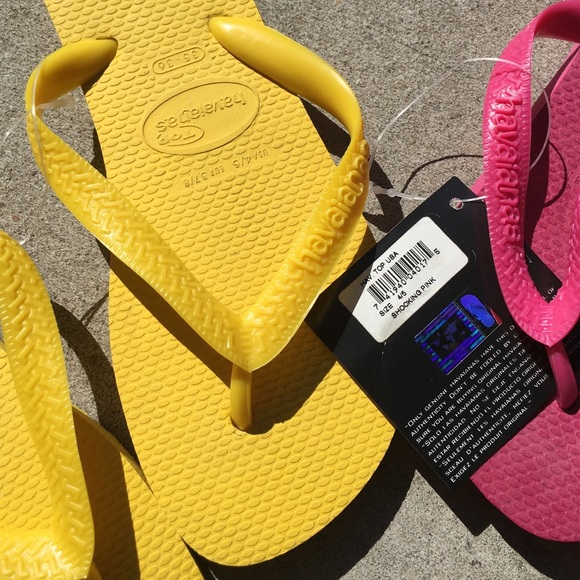 Brand New Havaianas slippers- 3 color available - Picture 2 of 4