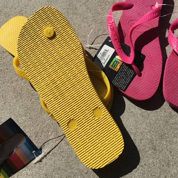 Brand New Havaianas slippers- 3 color available - Picture 4 of 4