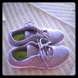 Nike Orive NM Women's Athletic Shoes