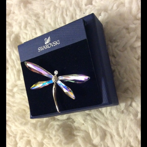 Swarovski pin