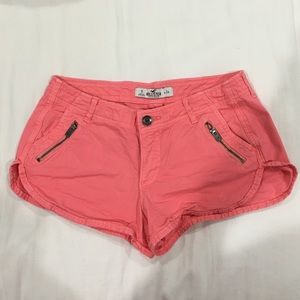 Hollister Short