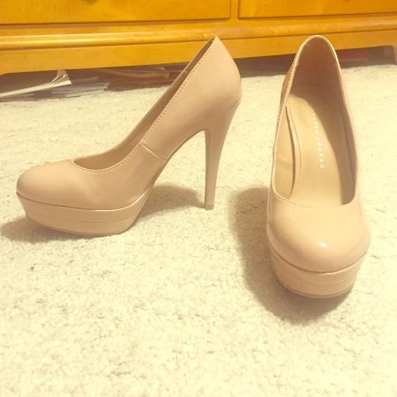 Lauren Conrad Nude Pumps