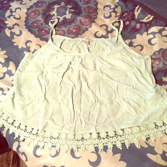 Monti green lace cami - NWT