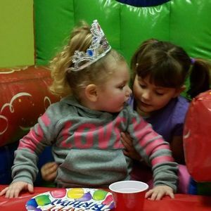 Meet your Posher, Christina