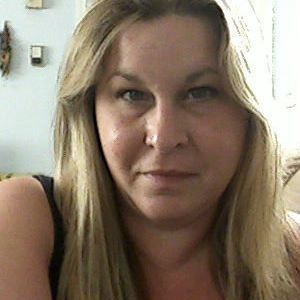 Meet your Posher, Deborah