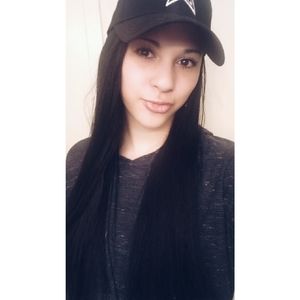 Meet your Posher, Talaya