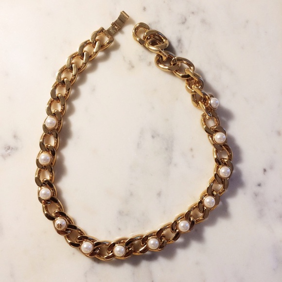 Tory Burch Jewelry - Tory Burch Gold & Pearl Chain Necklace