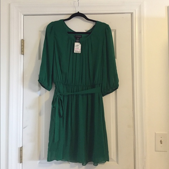 EMERALD SPLIT SLEEVE DRESS