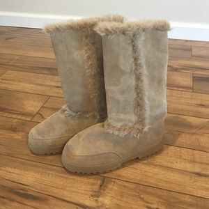 Fur winter boots