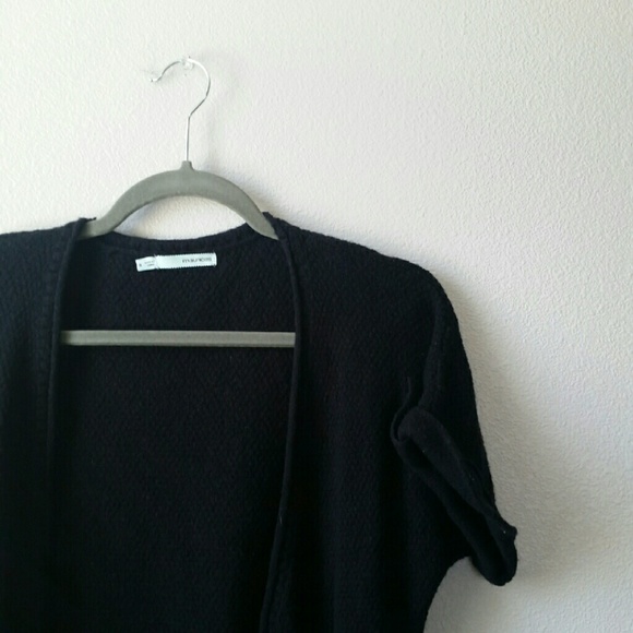 Maurices: NWOT Short sleeve knitted cardigan