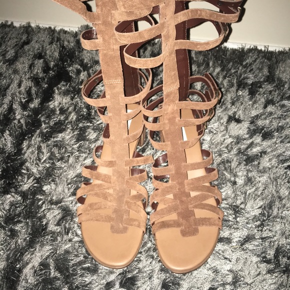 🆕 Chestnut Suede Gladiator Sandals - Picture 3 of 3