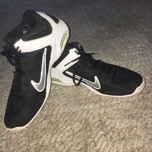 Nike men's basketball shoes