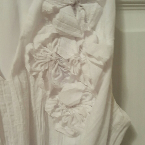 🎆🎆SOLD🎆🎆 Embellished white summer dress - Picture 2 of 4