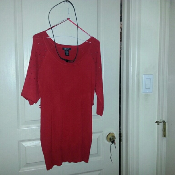 Red Dress - Picture 2 of 2