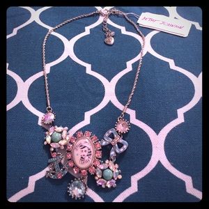 Betsey Johnson necklace